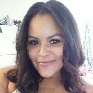 Meet your Posher, Dee